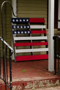 Pallet painted like an American Flag