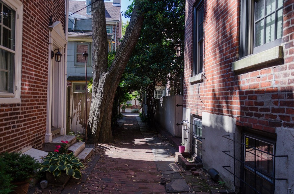 Bladen’s Court, off of Elfeth's Alley